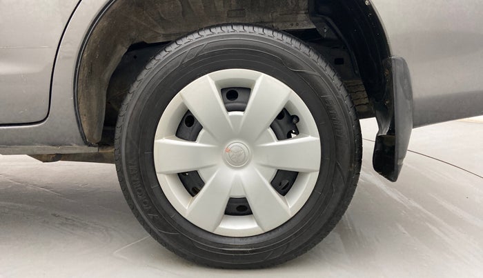 2011 Toyota Innova 2.5 G4 7 STR, Diesel, Manual, 86,818 km, Left Rear Wheel