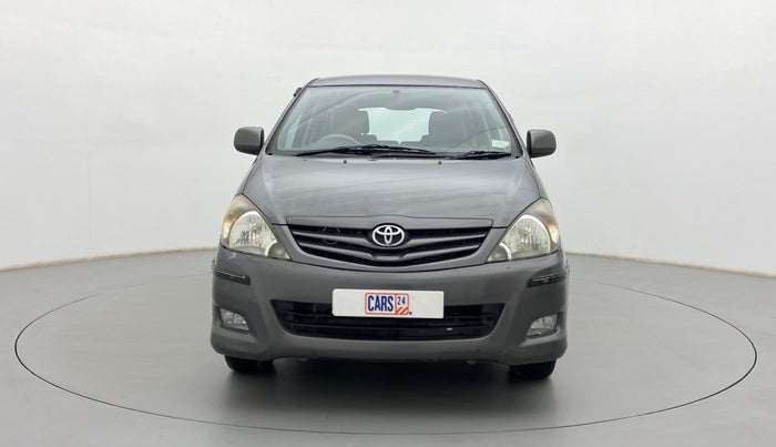 2011 Toyota Innova 2.5 G4 7 STR, Diesel, Manual, 86,818 km, Front