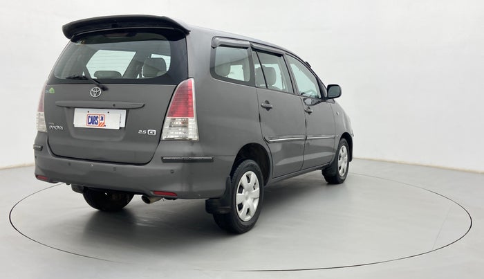 2011 Toyota Innova 2.5 G4 7 STR, Diesel, Manual, 86,818 km, Right Back Diagonal