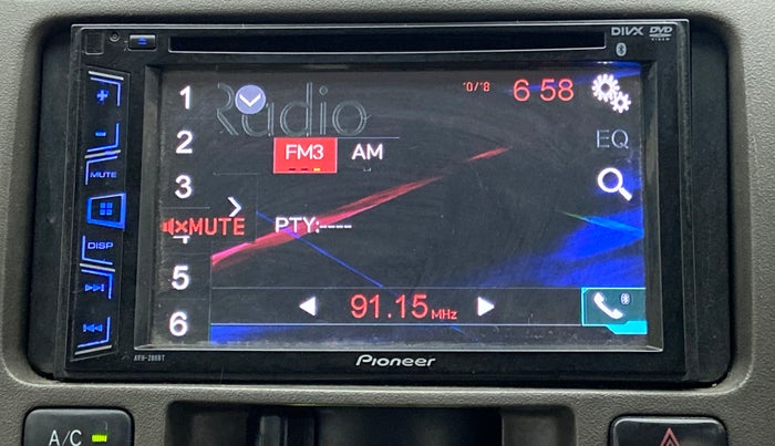 2011 Toyota Innova 2.5 G4 7 STR, Diesel, Manual, 86,818 km, Infotainment System