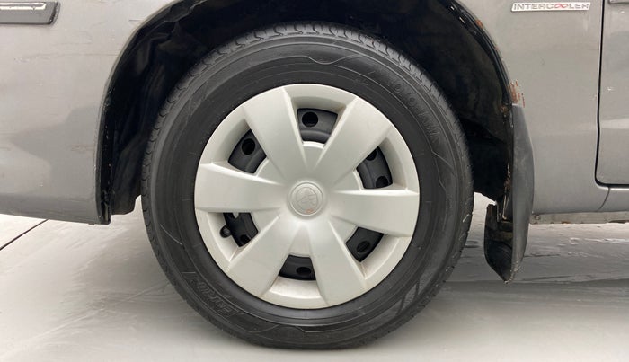 2011 Toyota Innova 2.5 G4 7 STR, Diesel, Manual, 86,818 km, Left Front Wheel