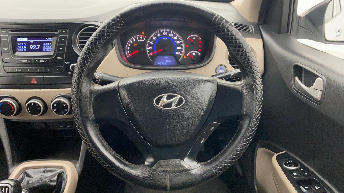 2015 Hyundai Grand i10 SPORTZ 1.2 KAPPA VTVT, Petrol, Manual, 1,45,534 km, Steering Wheel