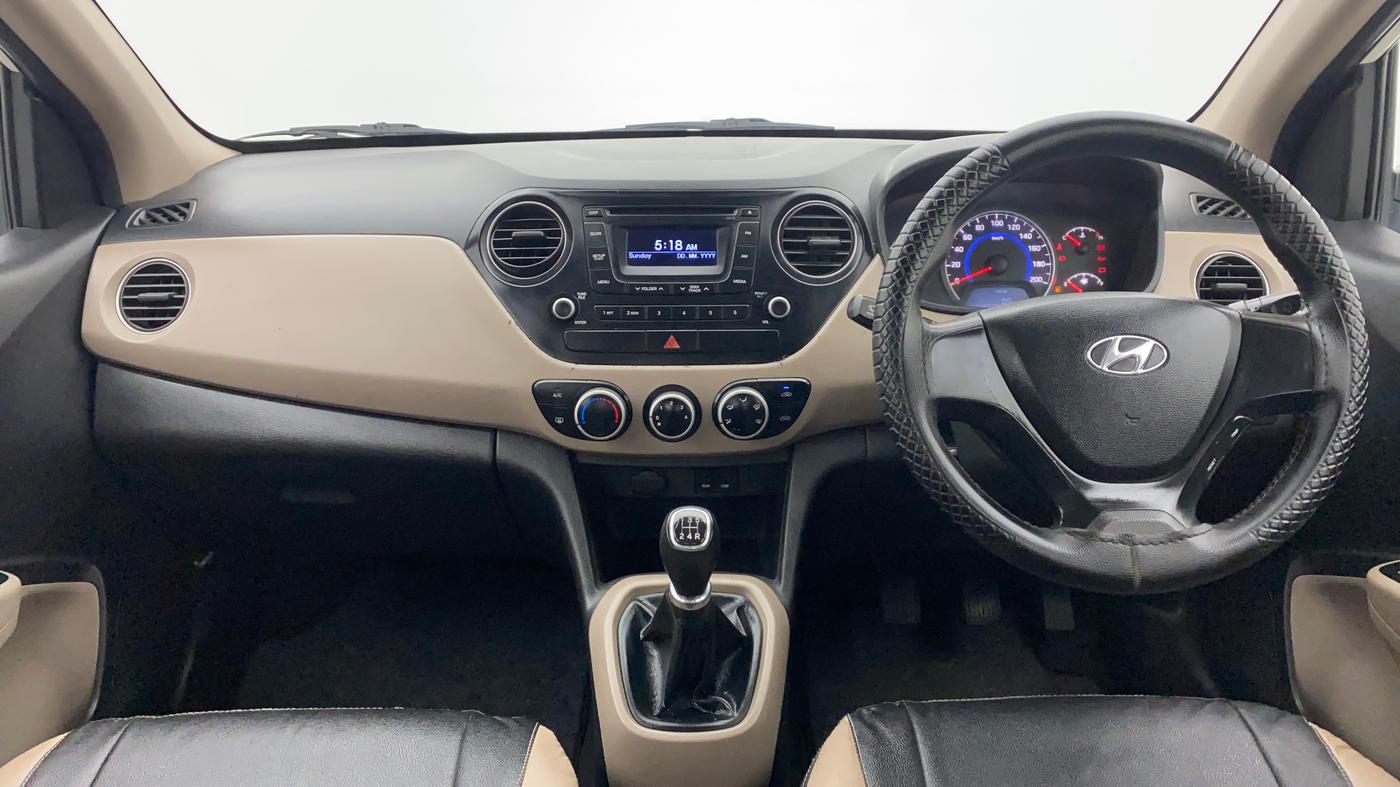 2015 Hyundai Grand i10 SPORTZ 1.2 KAPPA VTVT, Petrol, Manual, 1,45,534 km, Dashboard View