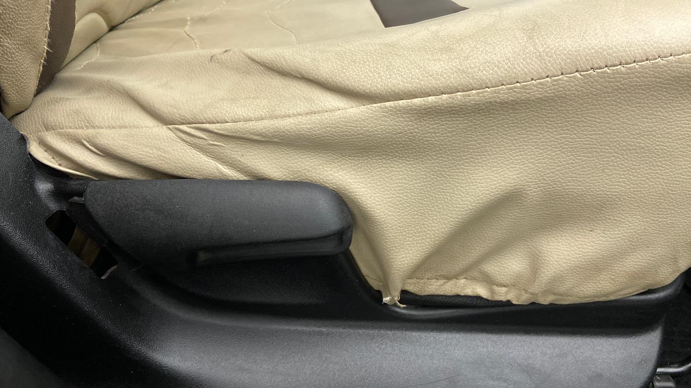2012 Maruti Swift VDI, Diesel, Manual, Driver Side Adjustment Panel