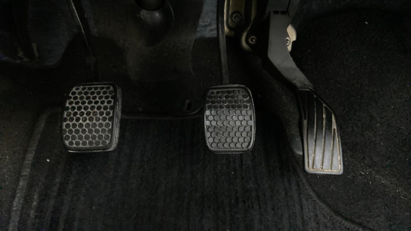 2012 Maruti Swift VDI, Diesel, Manual, Pedals