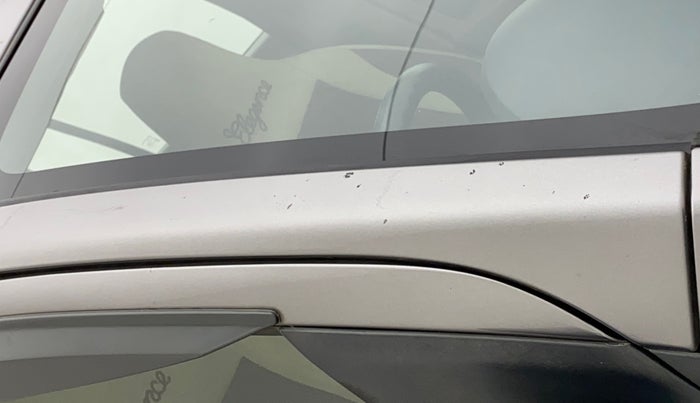 2015 Maruti Celerio VXI, Petrol, Manual, 1,22,188 km, Right A pillar - Minor scratches
