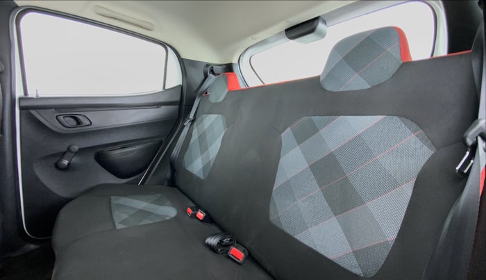 2021 Renault Kwid RXT, Petrol, Manual, 7,037 km, Right Side Rear Door Cabin