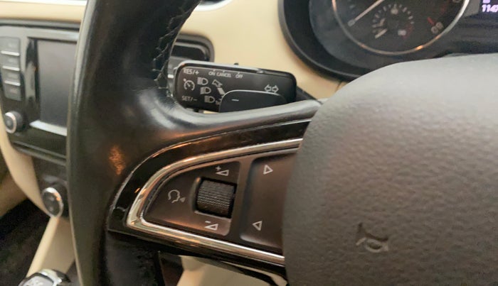 2017 Skoda Octavia STYLE PLUS AT 1.8 TSI, Petrol, Automatic, 1,14,712 km, Adaptive Cruise Control