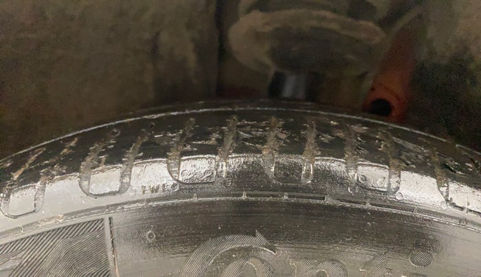 2017 Skoda Octavia STYLE PLUS AT 1.8 TSI, Petrol, Automatic, 1,14,712 km, Left Front Tyre Tread