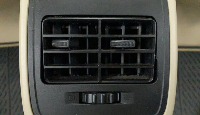 2017 Maruti Dzire VXI, Petrol, Manual, 39,213 km, Rear AC Vents