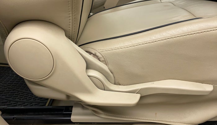 2017 Maruti Dzire VXI, Petrol, Manual, 39,213 km, Driver Side Adjustment Panel
