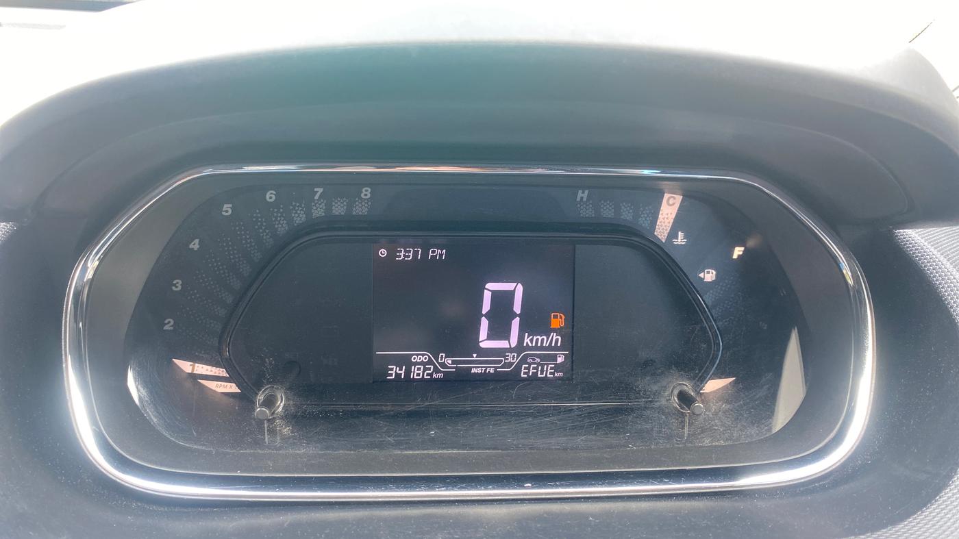 2023 Tata Tiago XT PETROL, Petrol, Manual, 34,178 km, Odometer Image