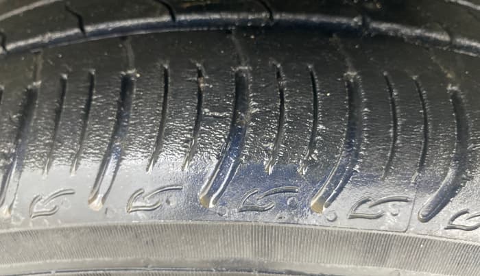 2023 Tata Tiago XT PETROL, Petrol, Manual, 34,178 km, Right Front Tyre Tread