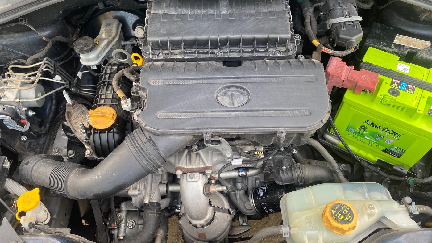2023 Tata Tiago XT PETROL, Petrol, Manual, 34,178 km, Engine View