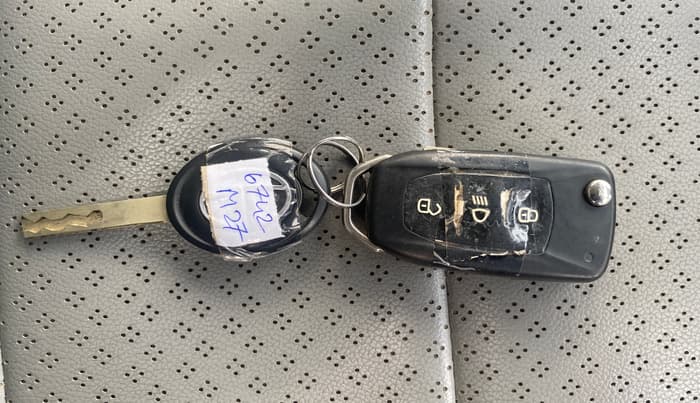 2023 Tata Tiago XT PETROL, Petrol, Manual, 34,178 km, Key Close Up