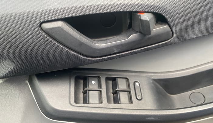 2023 Tata Tiago XT PETROL, Petrol, Manual, 34,178 km, Driver Side Door Panels Control