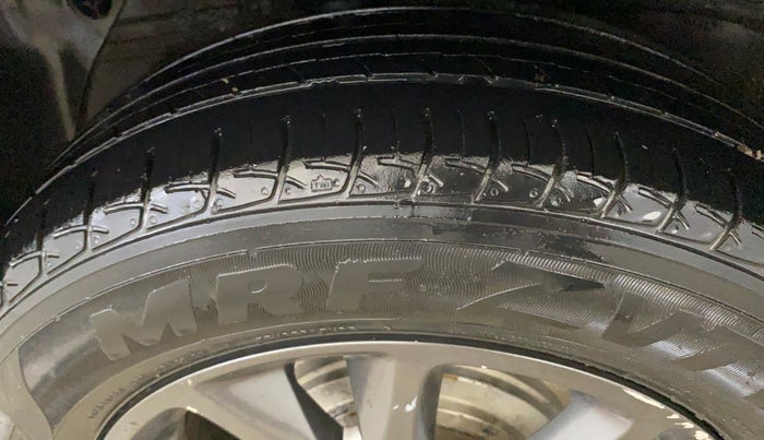 2019 Hyundai Elite i20 SPORTZ PLUS 1.2, Petrol, Manual, 69,353 km, Right Rear Tyre Tread