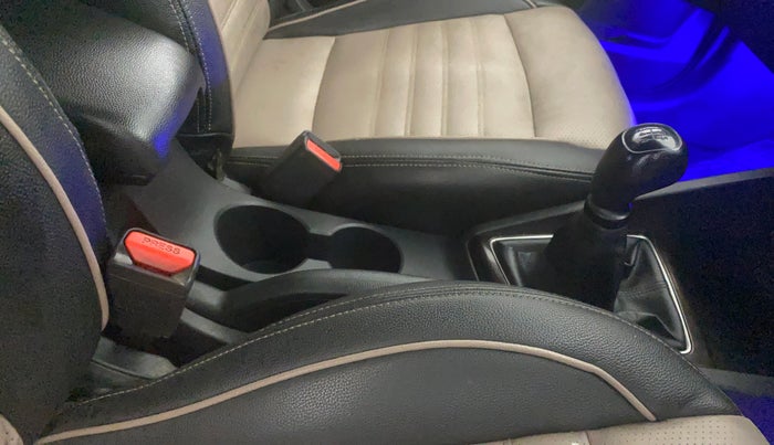 2019 Hyundai Elite i20 SPORTZ PLUS 1.2, Petrol, Manual, 69,353 km, Gear Lever