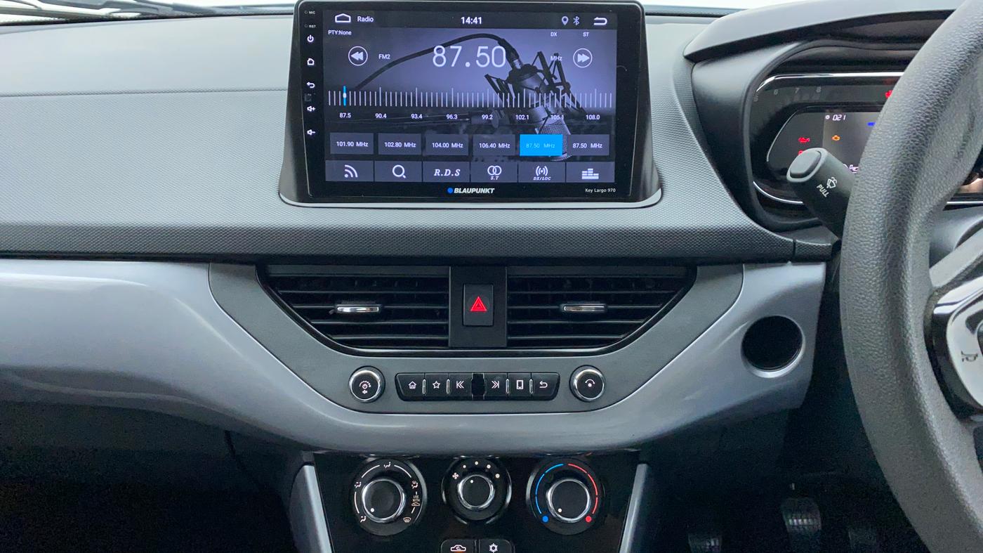 2021 Tata NEXON XM SUNROOF 1.2 RTN, Petrol, Manual, 9,392 km, Air Conditioner