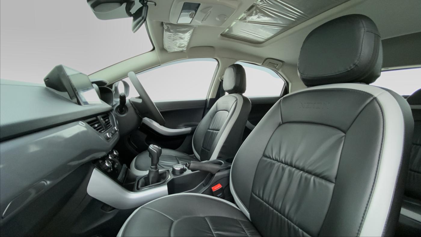 2021 Tata NEXON XM SUNROOF 1.2 RTN, Petrol, Manual, 9,392 km, Right Side Front Door Cabin