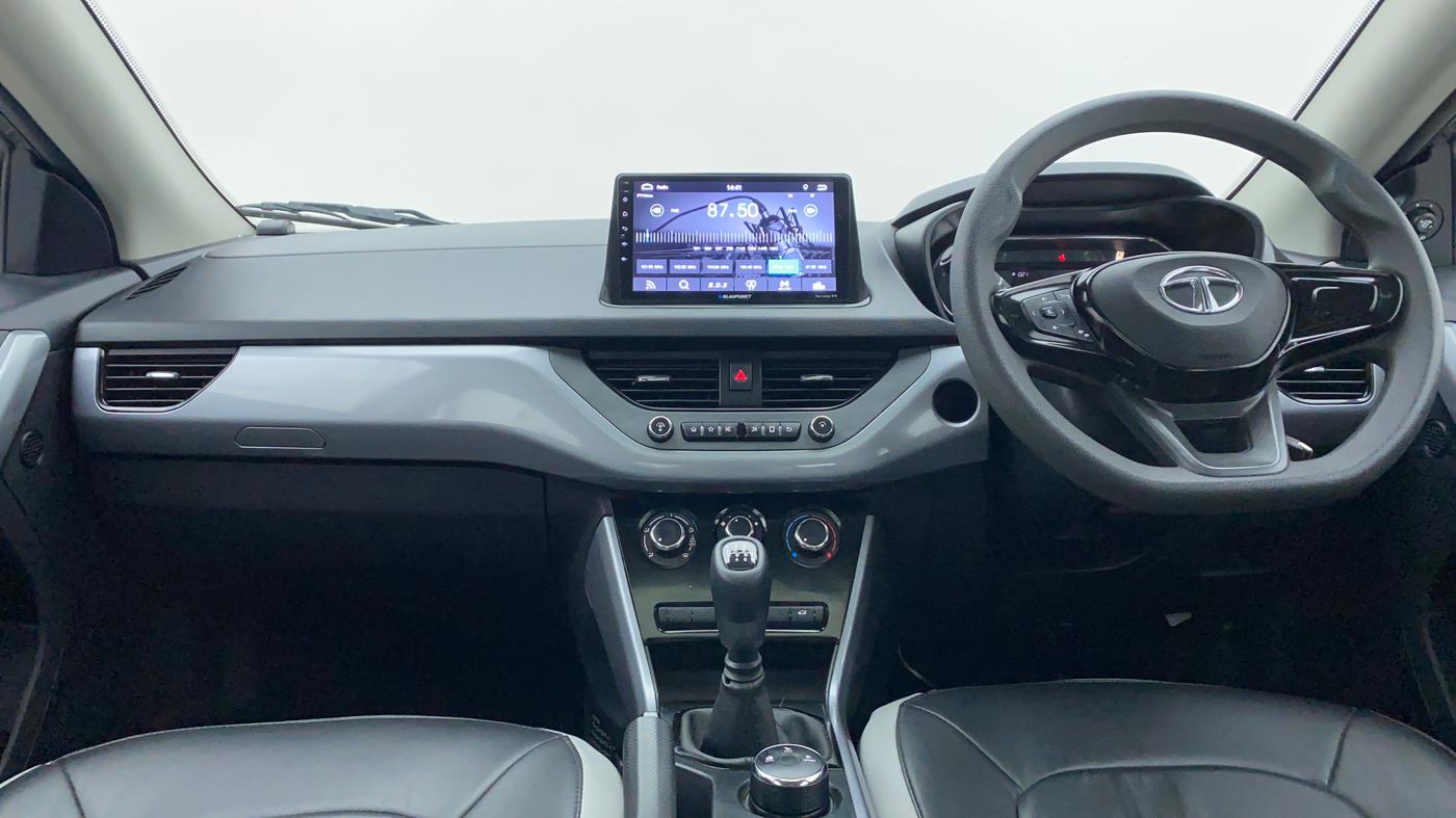 2021 Tata NEXON XM SUNROOF 1.2 RTN, Petrol, Manual, 9,392 km, Dashboard