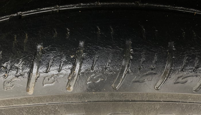 2019 Hyundai VENUE SX PLUS 1.0 TURBO DCT, Petrol, Automatic, 32,201 km, Right Front Tyre Tread