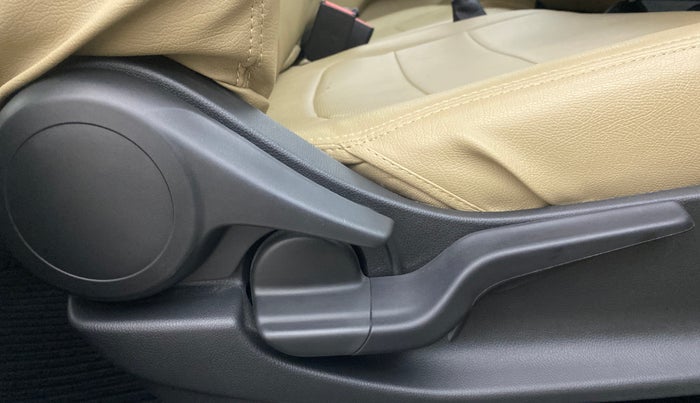 2023 Honda Amaze 1.2L I-VTEC VX, Petrol, Manual, 6,182 km, Driver Side Adjustment Panel