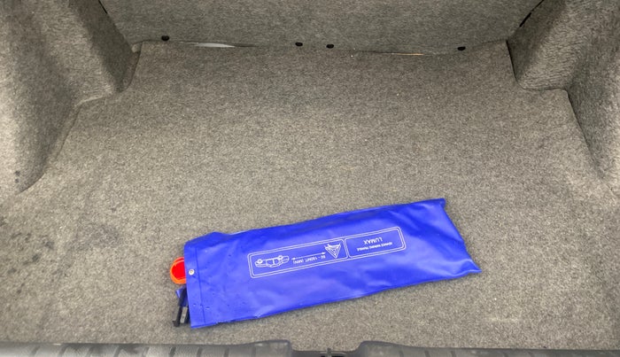 2023 Honda Amaze 1.2L I-VTEC VX, Petrol, Manual, 6,182 km, Boot Inside