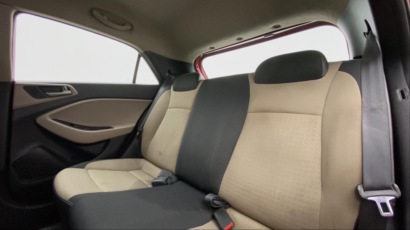 2015 Hyundai Elite i20 MAGNA 1.2, Petrol, Manual, 46,548 km, Right Side Rear Door Cabin