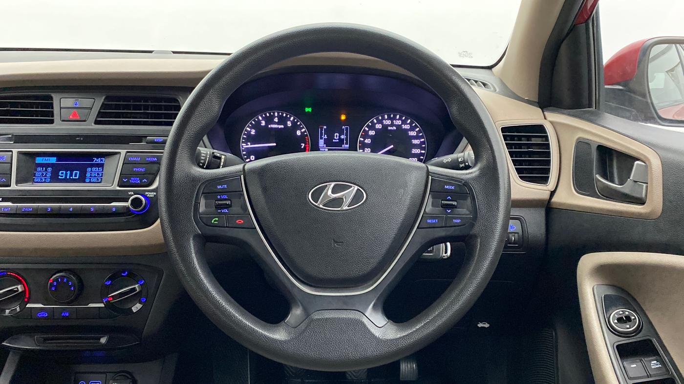 2015 Hyundai Elite i20 MAGNA 1.2, Petrol, Manual, 46,548 km, Steering Wheel Close Up