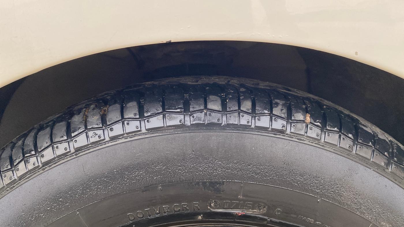 2015 Hyundai Grand i10 MAGNA 1.2 KAPPA VTVT, Petrol, Manual, 63,336 km, Right Front Tyre Tread