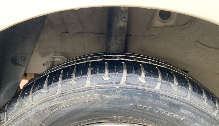 2015 Hyundai Grand i10 MAGNA 1.2 KAPPA VTVT, Petrol, Manual, 63,319 km, Right Rear Tyre Tread