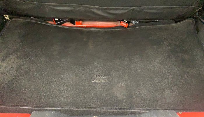 2017 Tata Tiago XM PETROL, Petrol, Manual, 1,04,640 km, Boot Inside