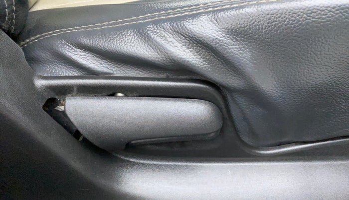 2012 Maruti Swift VXI, Petrol, Manual, 45,422 km, Driver Side Adjustment Panel