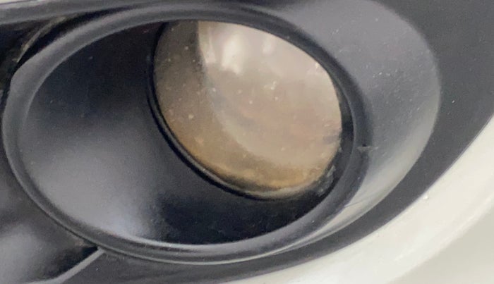 2012 Maruti Swift VXI, Petrol, Manual, 45,422 km, Left fog light - Not working