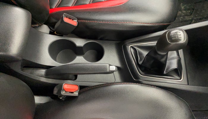 2016 Hyundai Elite i20 SPORTZ 1.2, Petrol, Manual, 23,990 km, Gear Lever