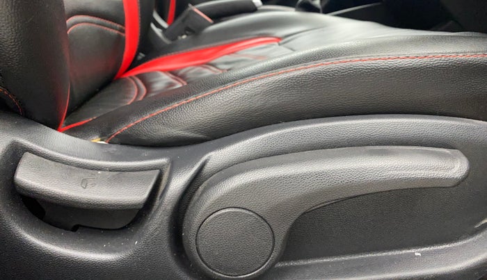 2016 Hyundai Elite i20 SPORTZ 1.2, Petrol, Manual, 23,990 km, Driver Side Adjustment Panel