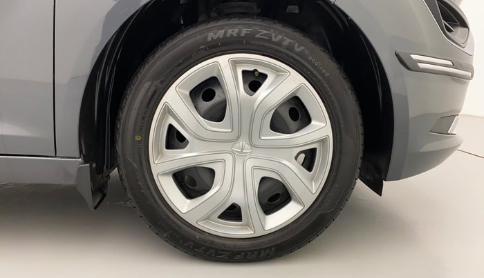 2021 Tata ALTROZ XM+ 1.2 RTN, Petrol, Manual, 6,958 km, Right Front Wheel