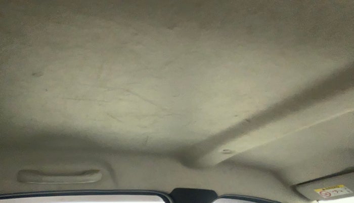 2020 Renault Kwid CLIMBER 1.0 AMT (O), Petrol, Automatic, 25,218 km, Ceiling - Roof lining minor dirty