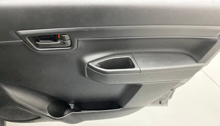 2021 Maruti S PRESSO VXI PLUS AGS, Petrol, Automatic, 1,082 km, Driver Side Door Panels Control