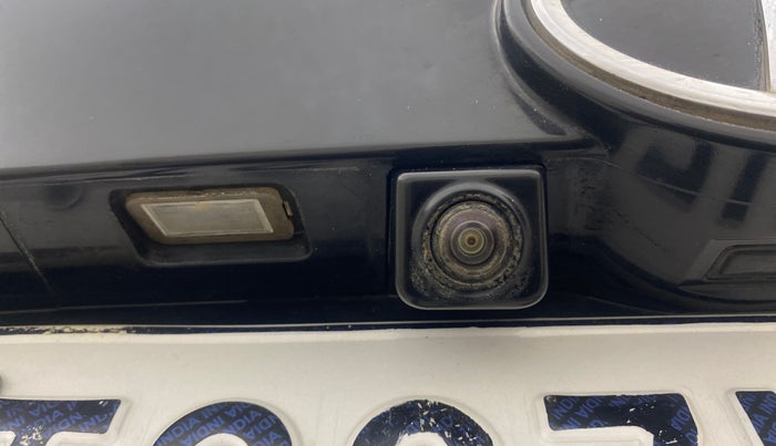 2020 Tata Harrier XZA PLUS 2.0L DARK EDITION, Diesel, Automatic, 1,15,220 km, Parking Camera