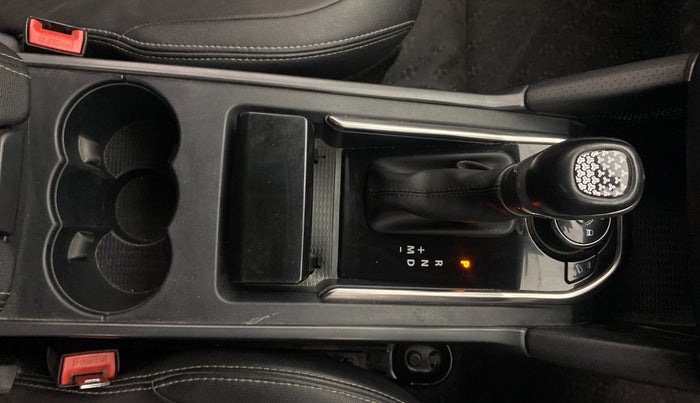 2020 Tata Harrier XZA PLUS 2.0L DARK EDITION, Diesel, Automatic, 1,15,220 km, Gear Lever