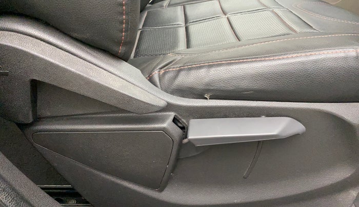 2016 Ford Ecosport TITANIUM 1.5L PETROL AT, Petrol, Automatic, 43,791 km, Driver Side Adjustment Panel