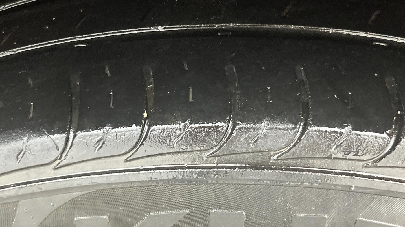 2020 KIA SELTOS HTK PLUS AT 1.5 DIESEL, Diesel, Automatic, 71,042 km, Left Rear Tyre Tread
