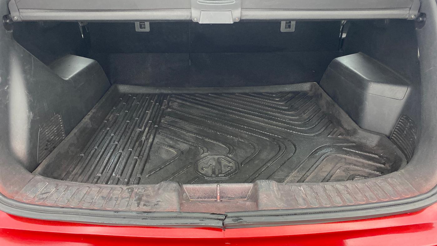2019 MG HECTOR SHARP HYBRID 1.5 PETROL, Petrol, Manual, 62,044 km, Boot Inside