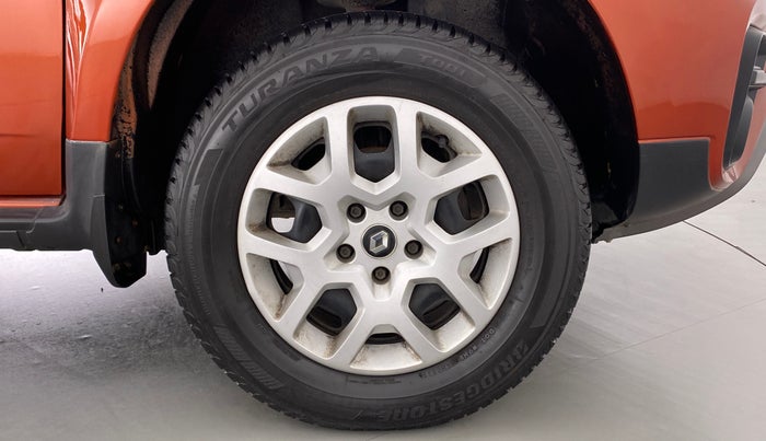 2020 Renault Duster RXS 106 PS MT, Petrol, Manual, 44,891 km, Right Front Wheel