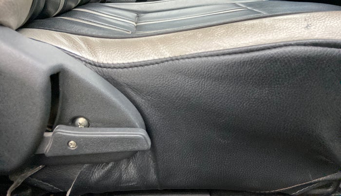 2019 Maruti Alto 800 LXI, Petrol, Manual, 18,578 km, Driver Side Adjustment Panel