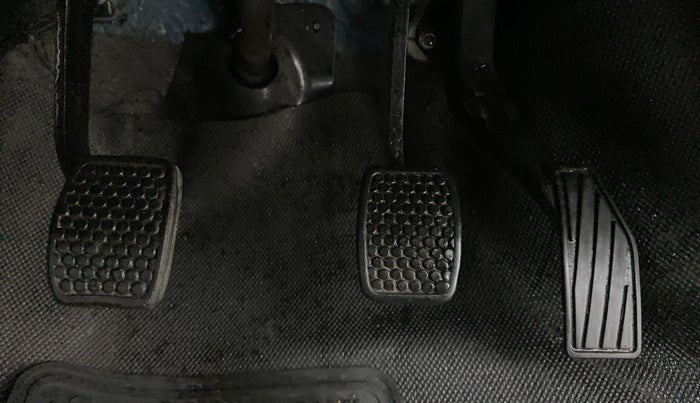 2019 Maruti Alto 800 LXI, Petrol, Manual, 18,578 km, Pedals