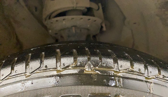 2020 Hyundai Elite i20 MAGNA PLUS 1.2, Petrol, Manual, 41,415 km, Right Front Tyre Tread