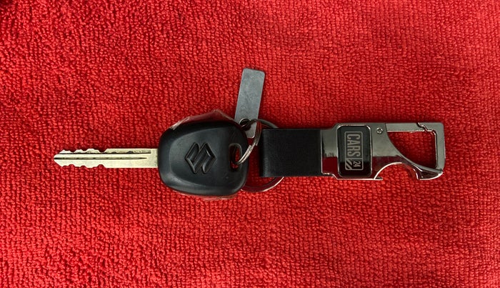 2015 Maruti OMNI E STD, Petrol, Manual, 220 km, Key Close Up